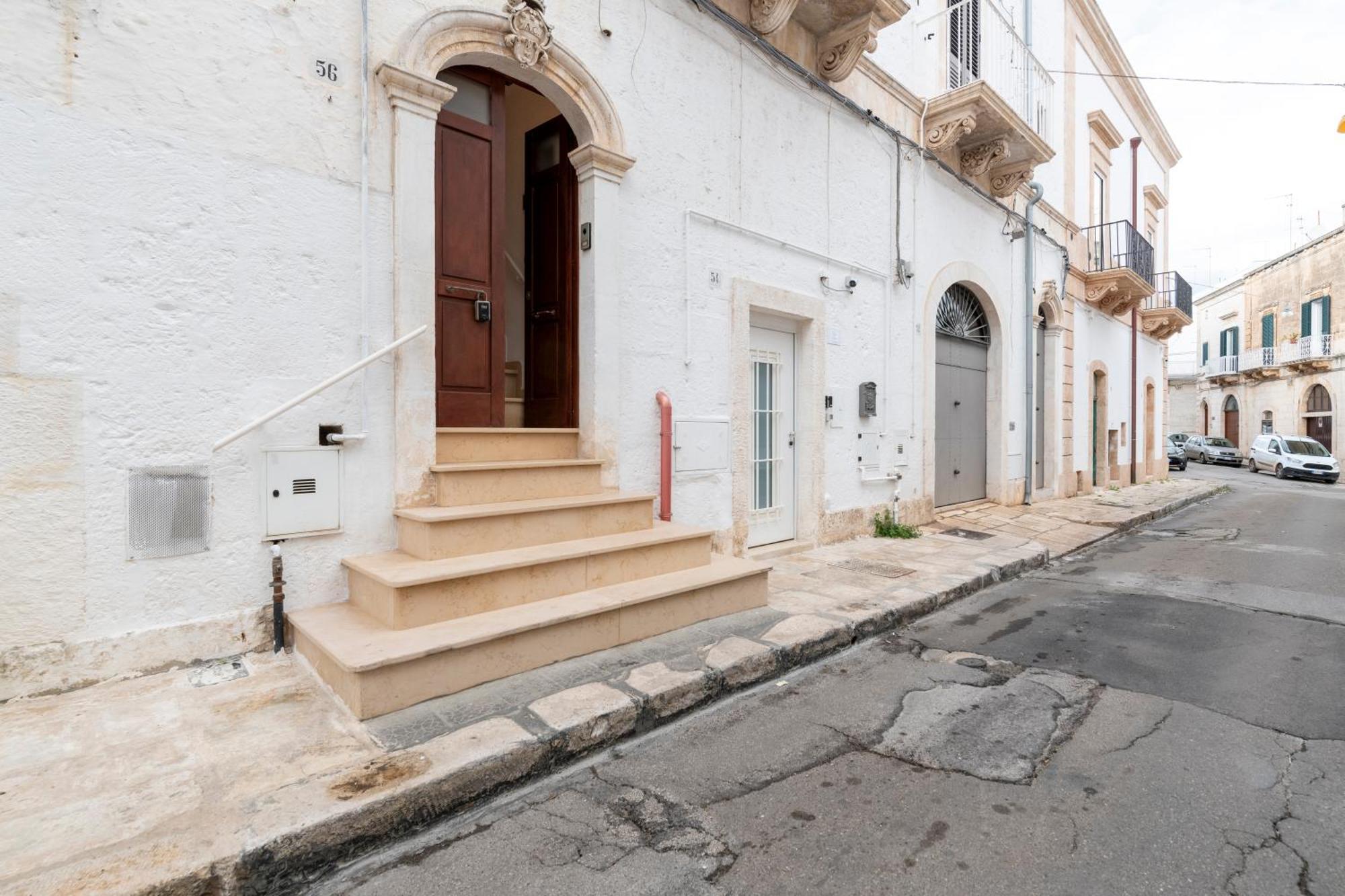 Sant Oronzo Palace Ostuni Eksteriør billede